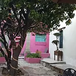 Casa Las Minas - Embajadoras